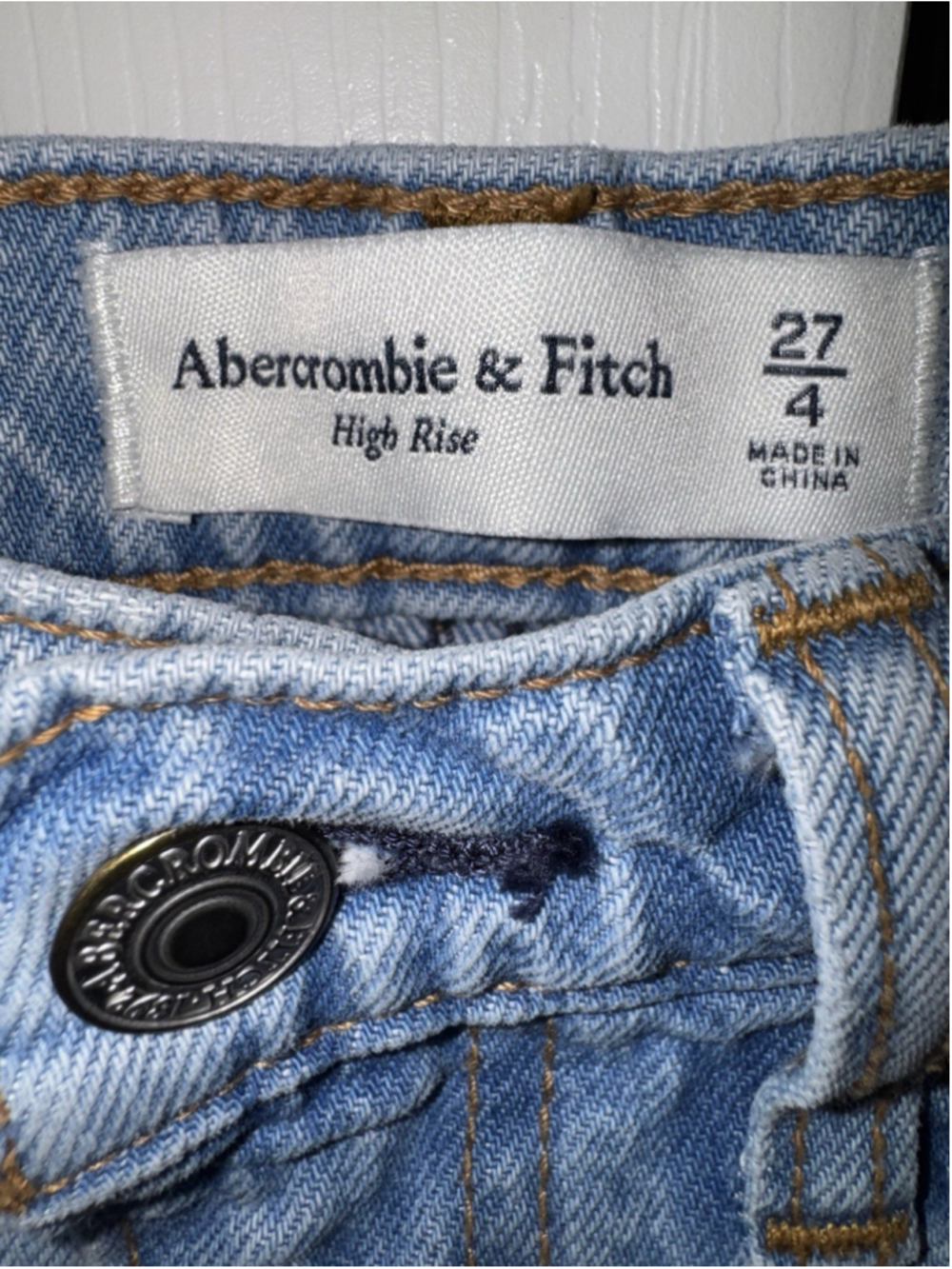 Abercrombie High Rise Denim Midi Skirt Light Wash Slit Minimal Size 27 - Picture 3 of 8